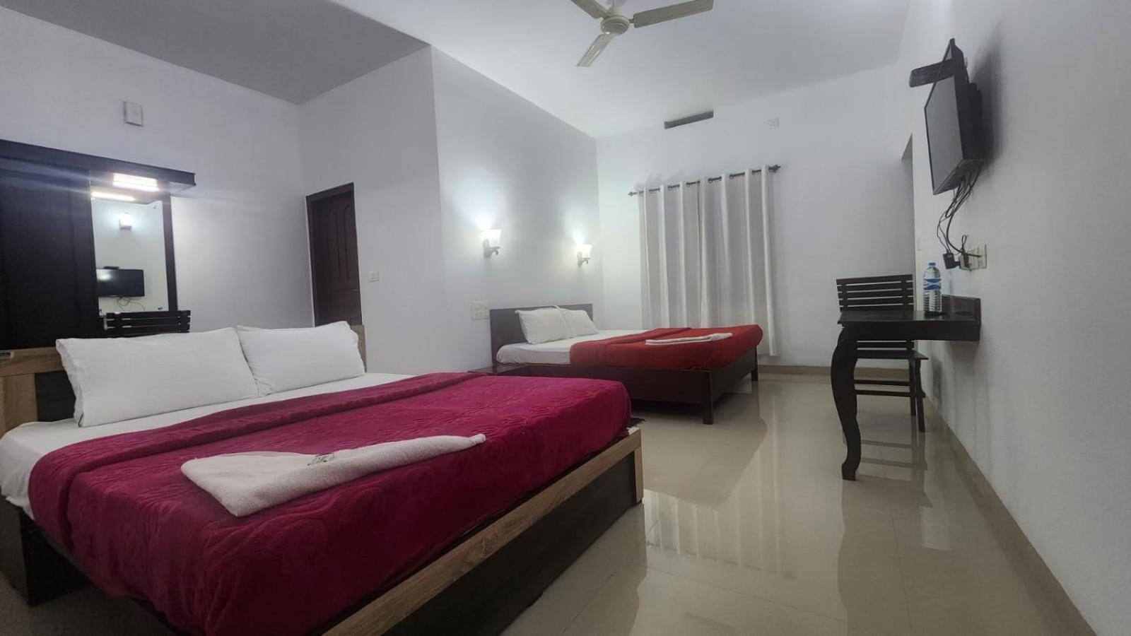 Pkn Homestay Thekkady Kumily 외부 사진